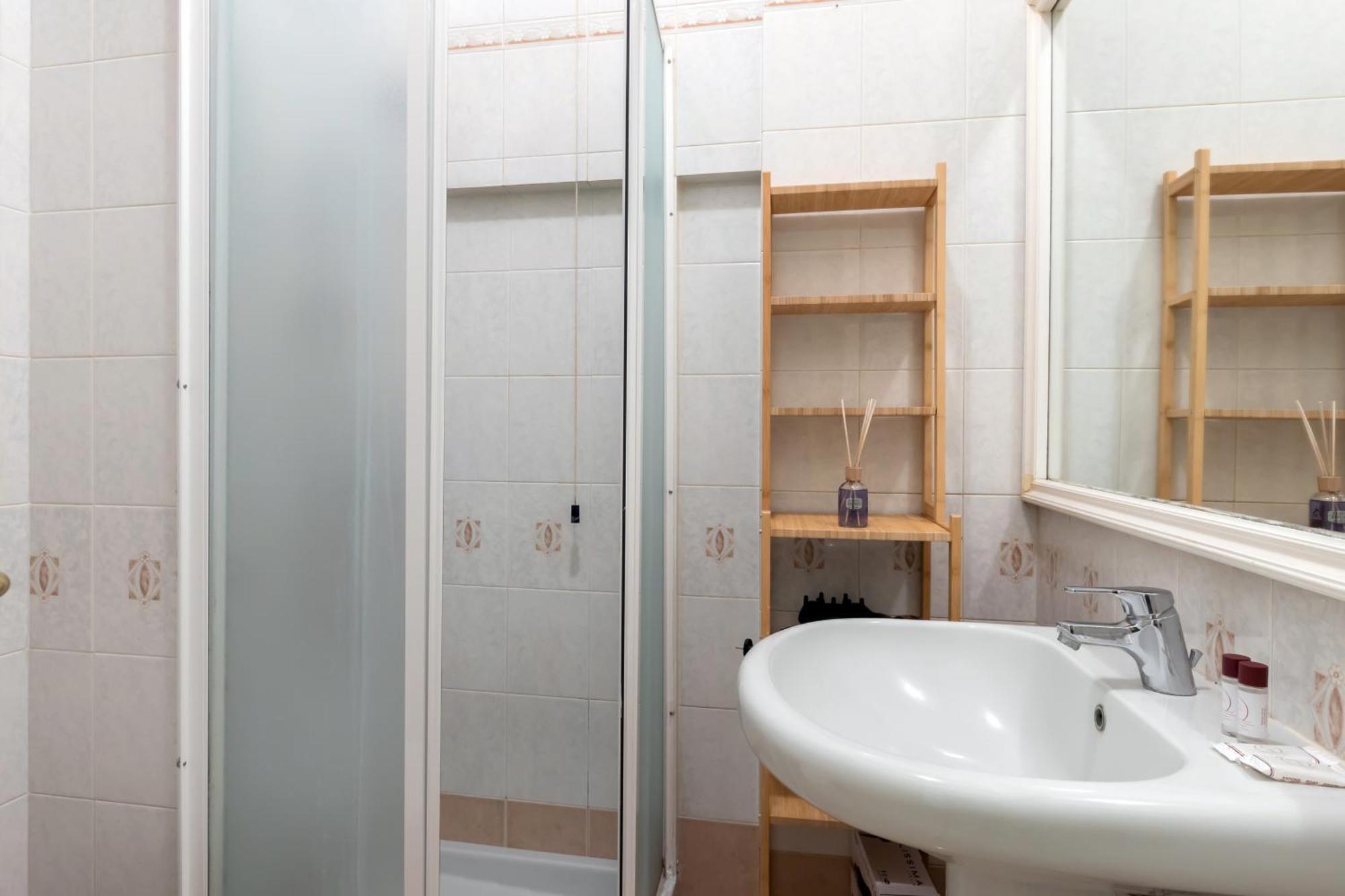 Sanzio City Escape - 15Min From Duomo Apartment Milan Exterior photo